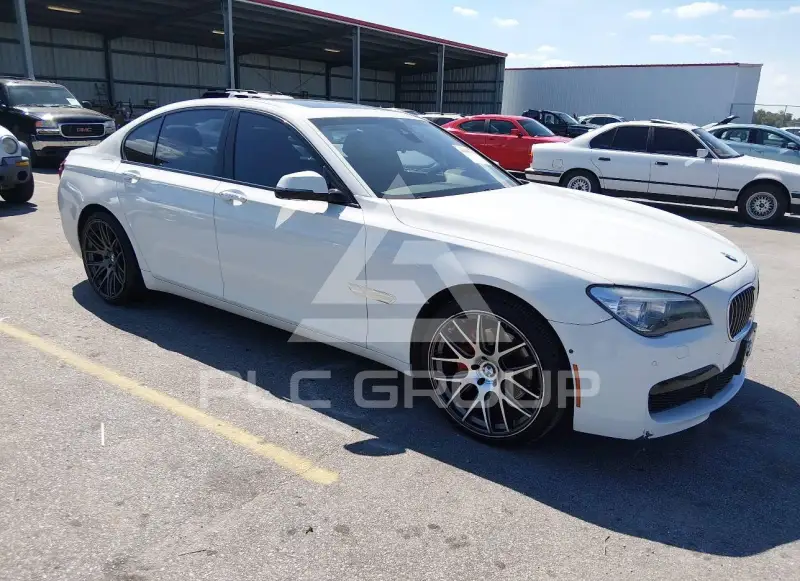 2015 BMW 740 фото