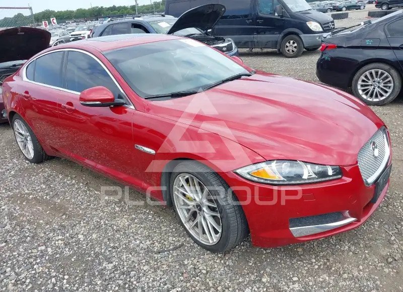 2015 Jaguar XF photo