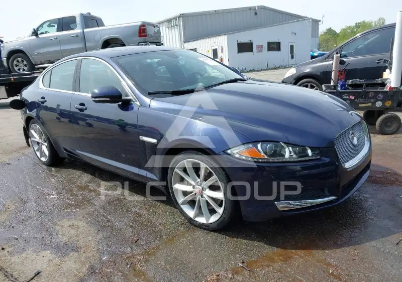 2015 Jaguar XF фото