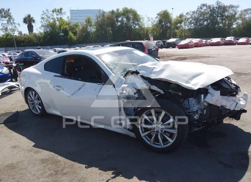 2015 Infinity Q60 фото