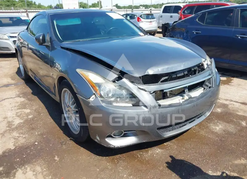 2015 Infinity Q60 фото