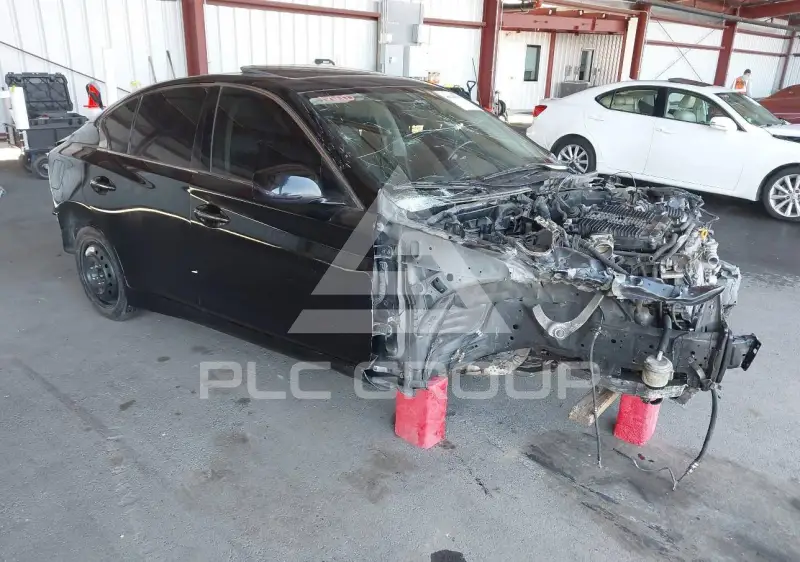 2015 Infinity Q50 фото