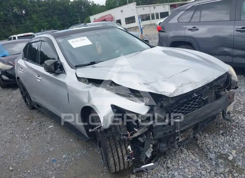 2015 Infinity Q50 фото