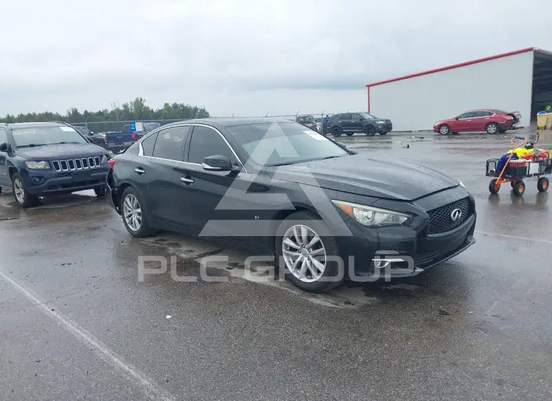 2015 Infinity Q50 photo