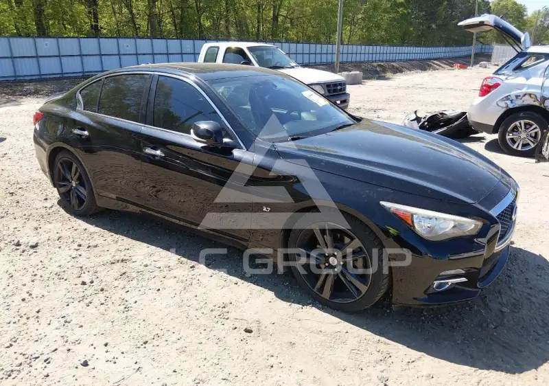 2015 Infinity Q50 фото