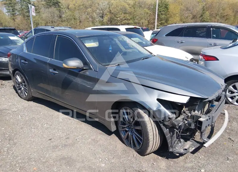 2015 Infinity Q50 фото