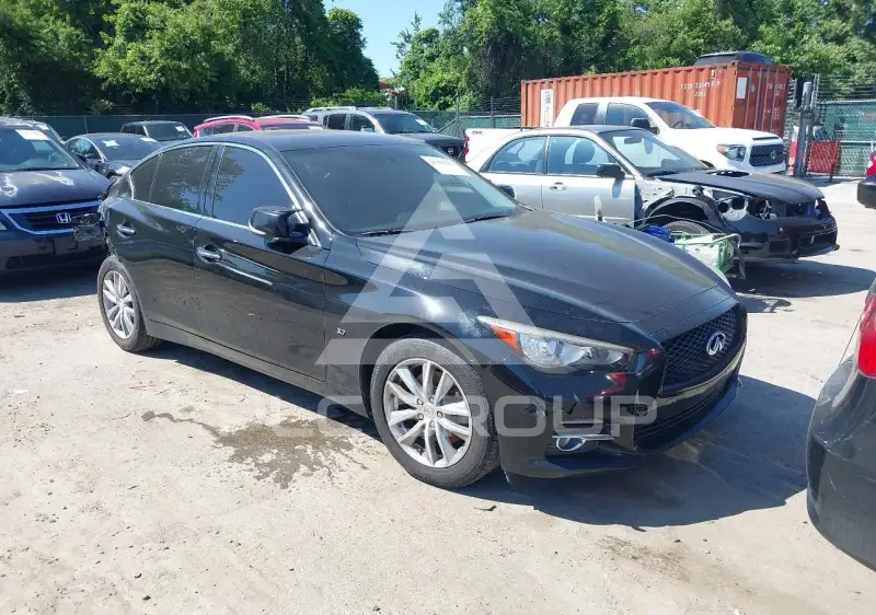 2015 Infinity Q50 photo