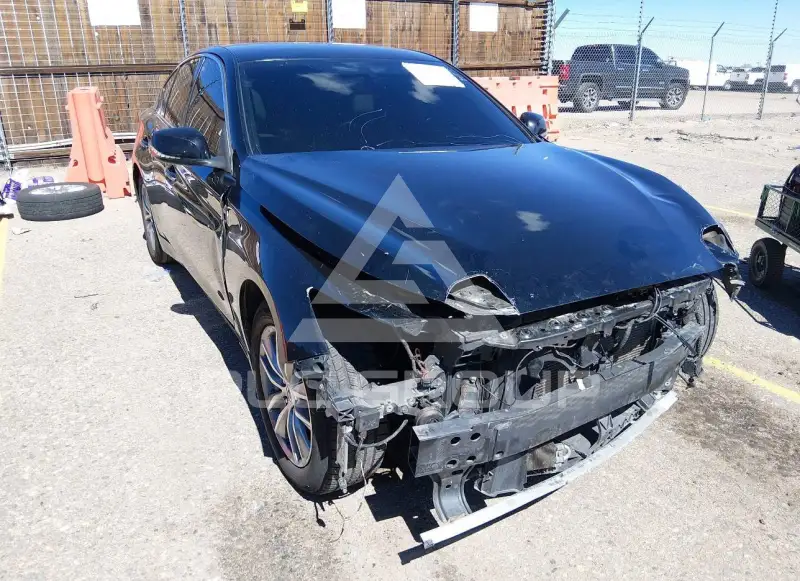 2015 Infinity Q50 фото