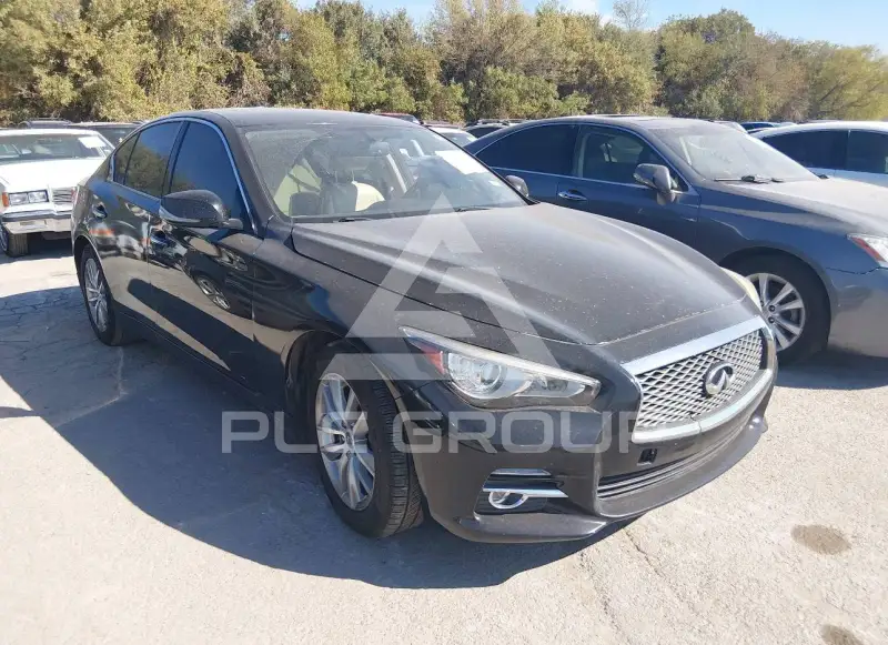 2015 Infinity Q50 photo