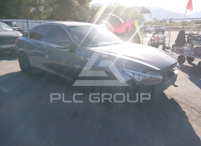 2015 Infinity Q50 photo