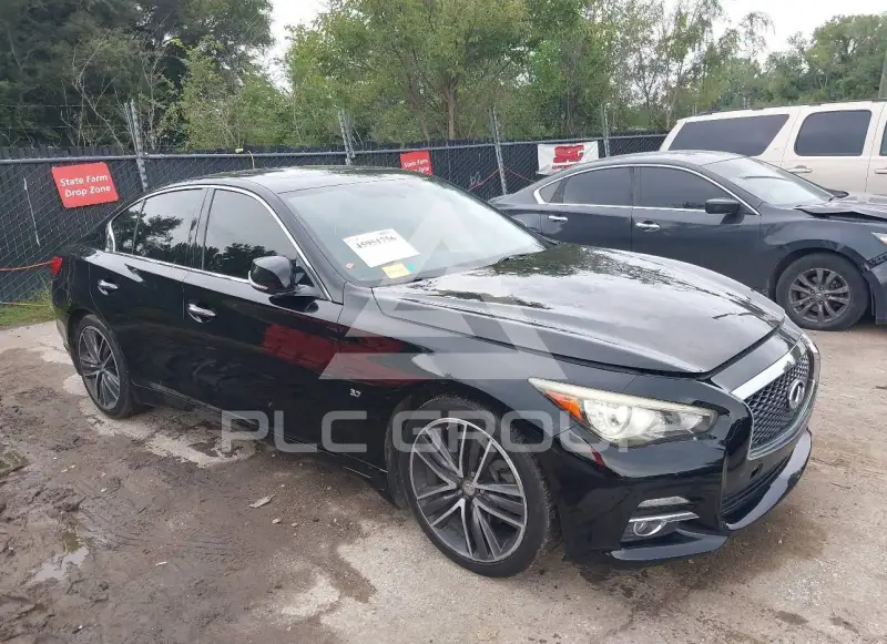 2015 Infinity Q50 фото