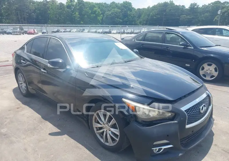 2015 Infinity Q50 фото
