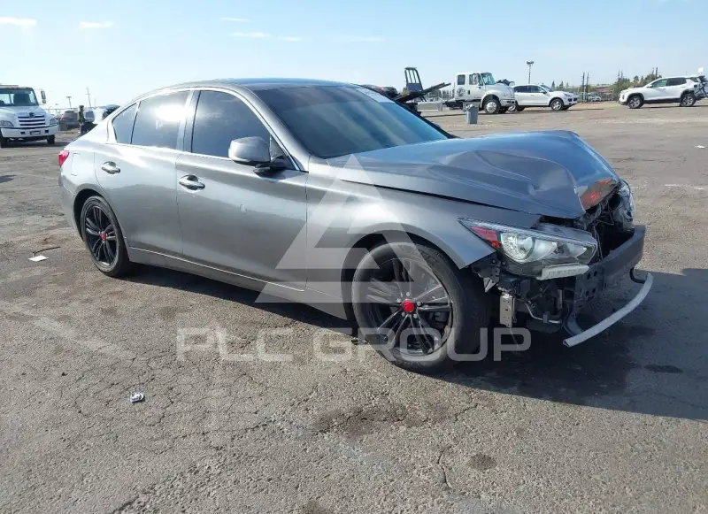2015 Infinity Q50 фото