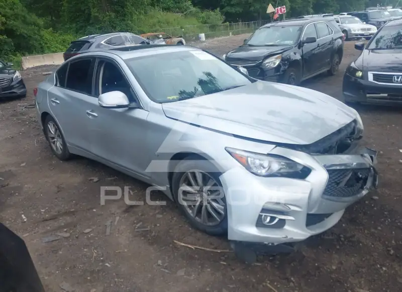 2015 Infinity Q50 фото