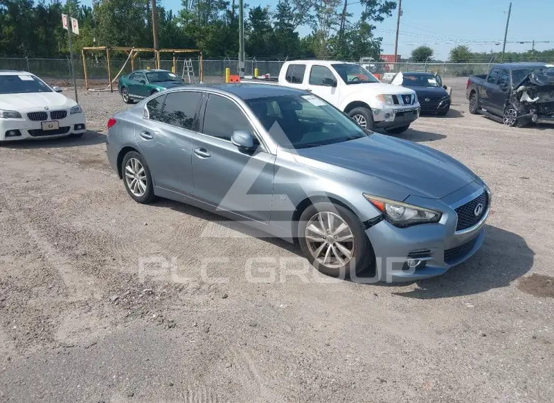 2015 Infinity Q50 photo