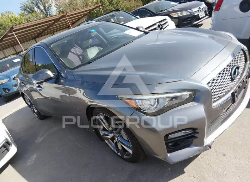 2015 Infinity Q50 фото