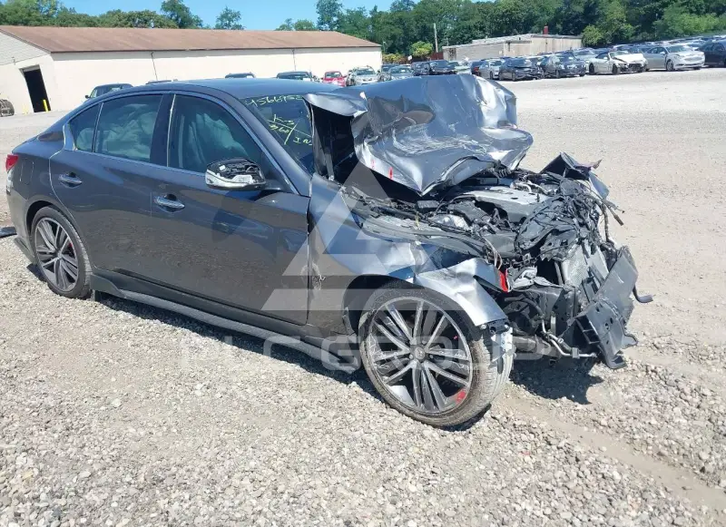 2015 Infinity Q50 фото