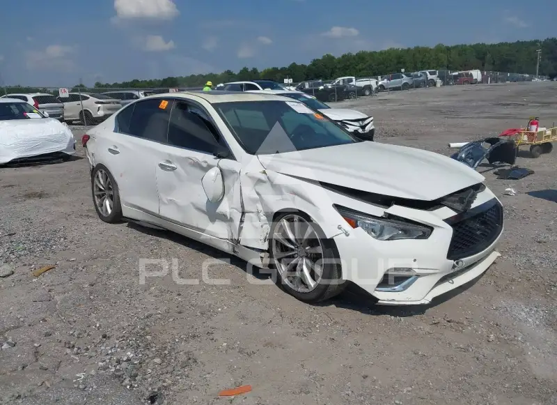 2015 Infinity Q50 photo