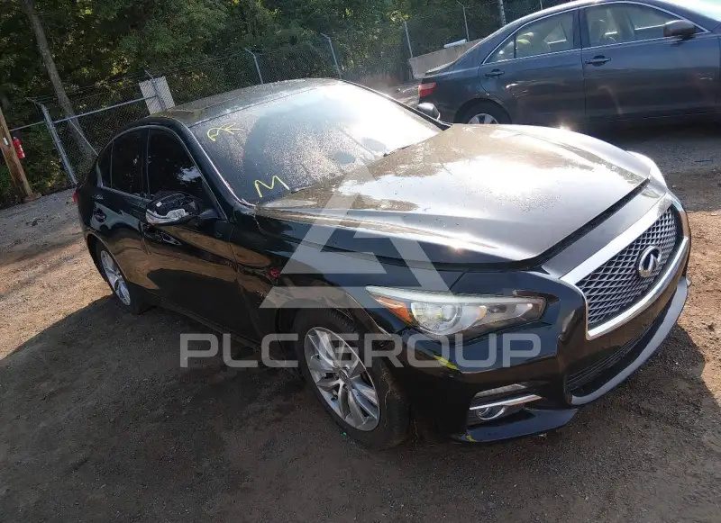 2015 Infinity Q50 фото