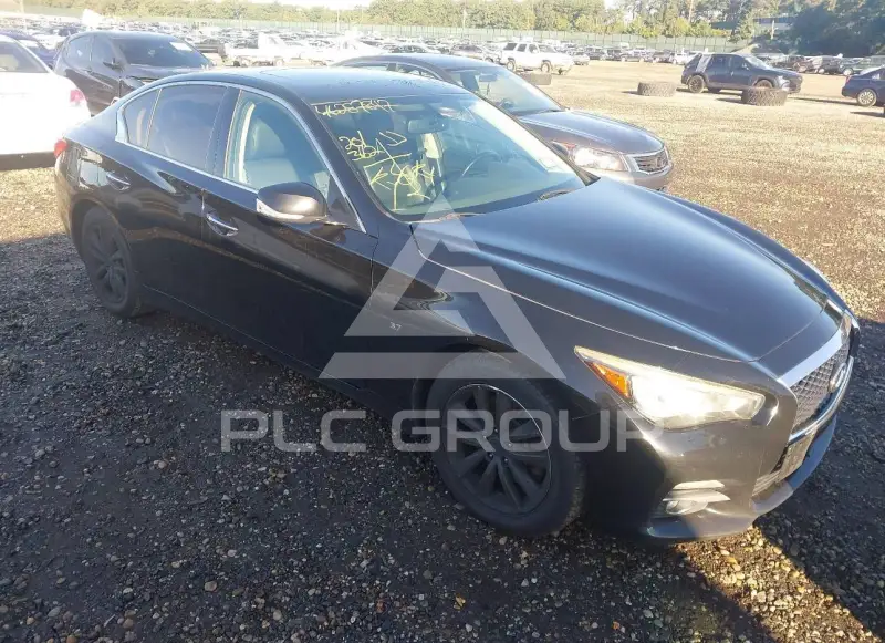 2015 Infinity Q50 photo