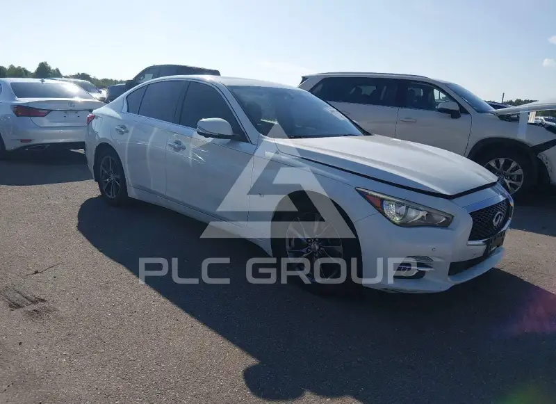 2015 Infinity Q50 photo