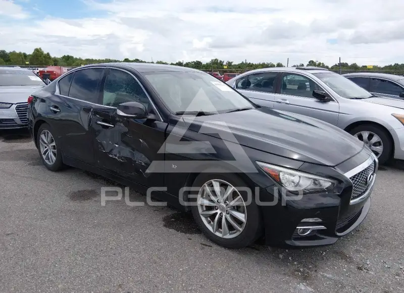 2015 Infinity Q50 фото