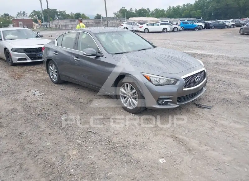2015 Infinity Q50 фото