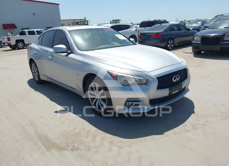 2015 Infinity Q50 photo