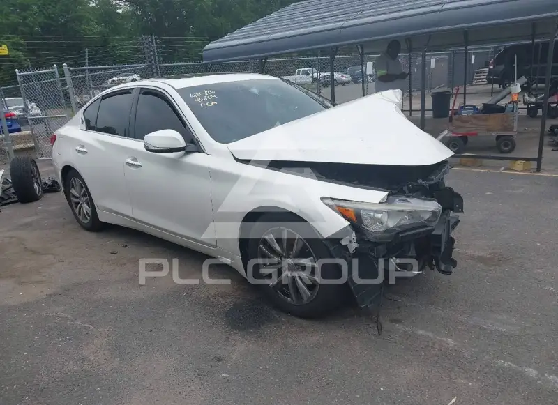 2015 Infinity Q50 фото
