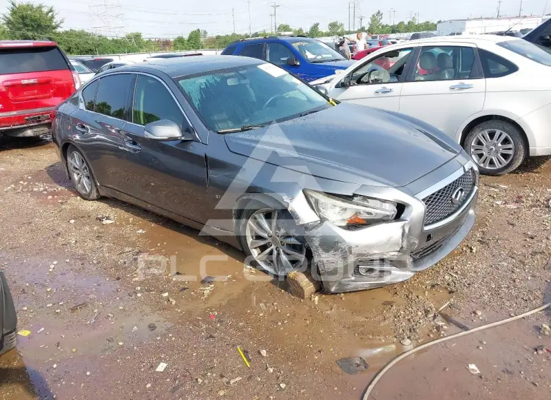 2015 Infinity Q50 фото