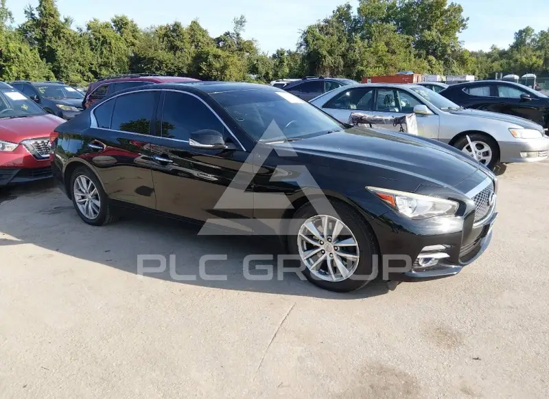 2015 Infinity Q50 фото