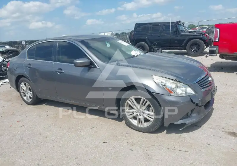 2015 Infinity Q40 фото