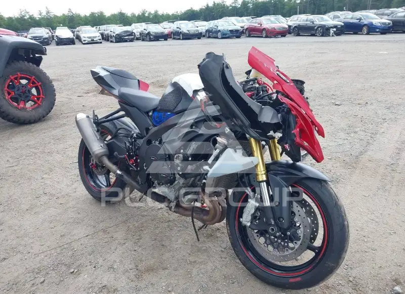 2015 Suzuki GSX-R750 фото