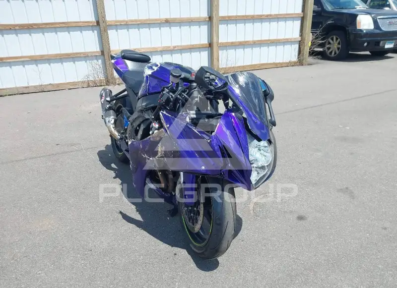 2015 Suzuki GSX-R600 фото