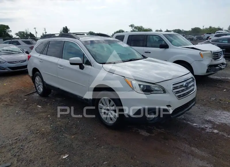 2015 Subaru Outback photo