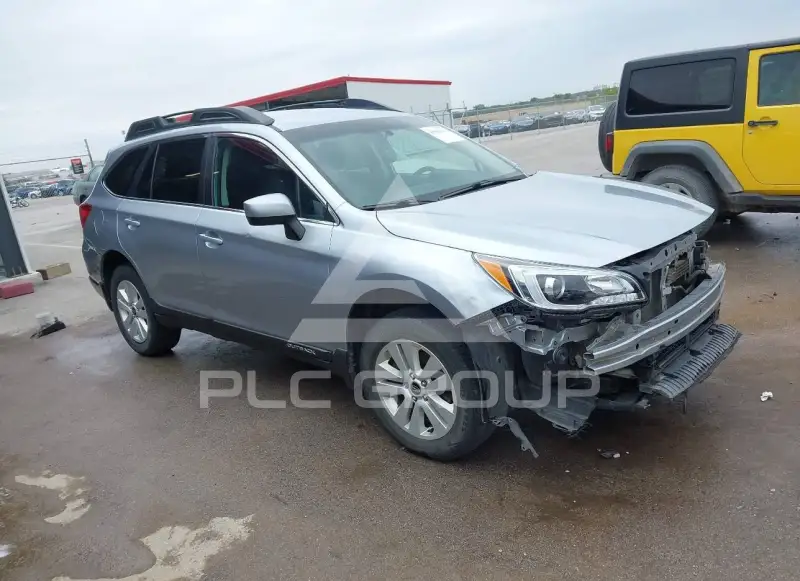 2015 Subaru Outback photo