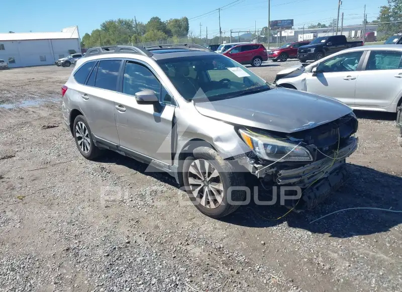 2015 Subaru Outback photo