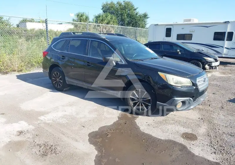 2015 Subaru Outback photo