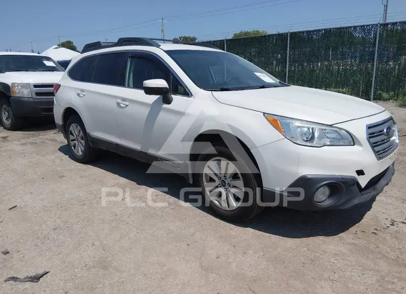 2015 Subaru Outback photo