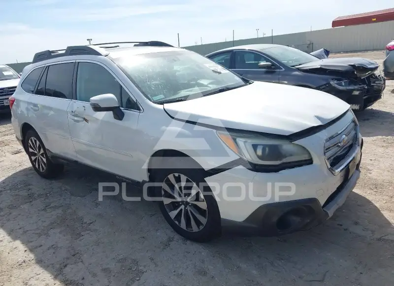 2015 Subaru Outback photo