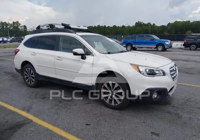 2015 Subaru Outback photo