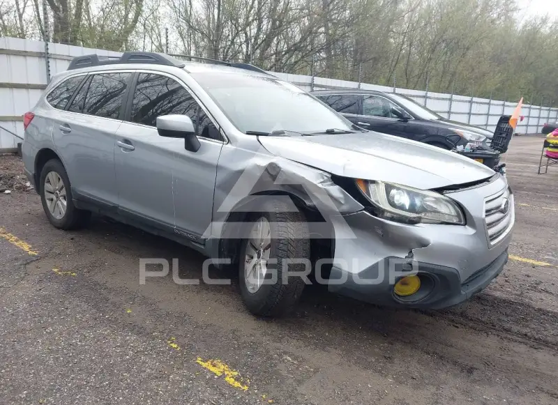 2015 Subaru Outback photo