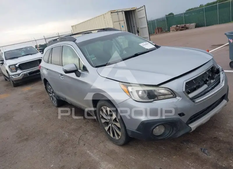 2015 Subaru Outback photo