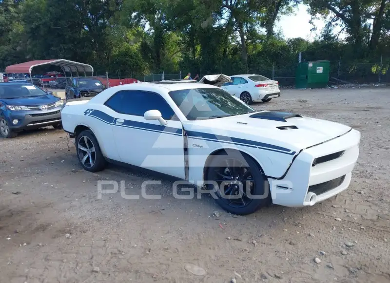 2015 Dodge CHALLENGER photo
