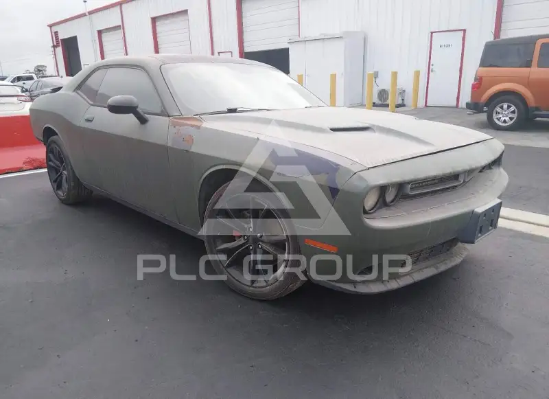 2015 Dodge CHALLENGER photo