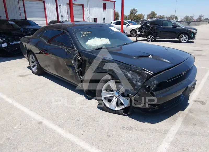 2015 Dodge CHALLENGER photo