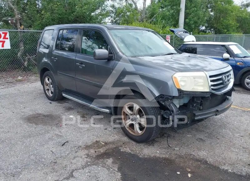 2015 Honda PILOT photo
