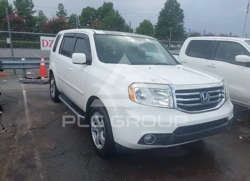2015 Honda PILOT photo