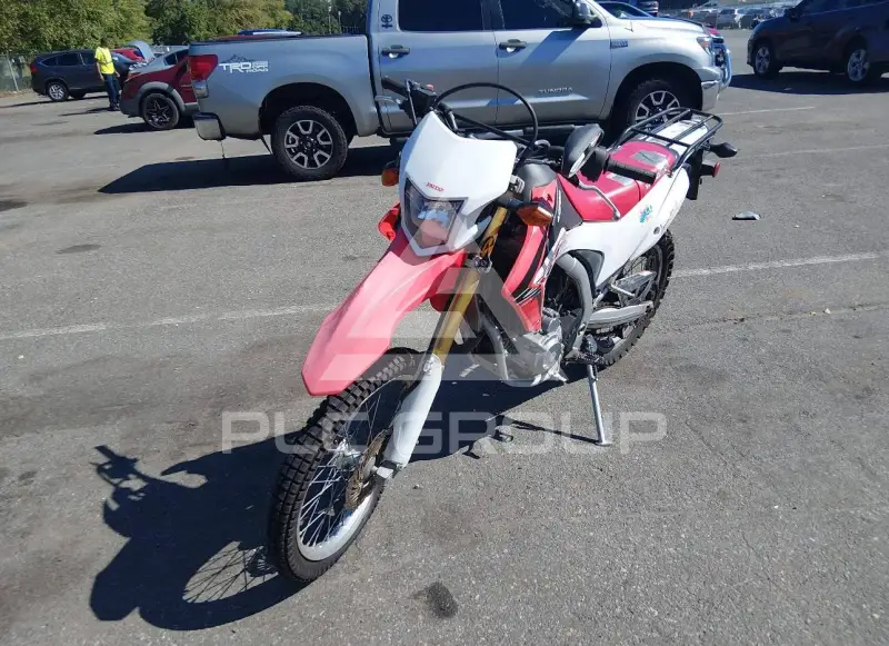 2015 Honda CRF250 photo