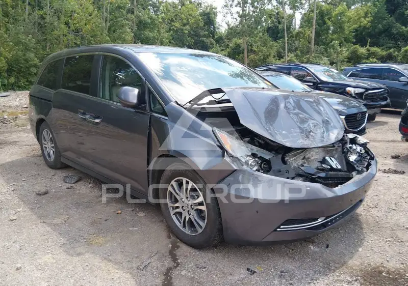 2015 Honda ODYSSEY фото